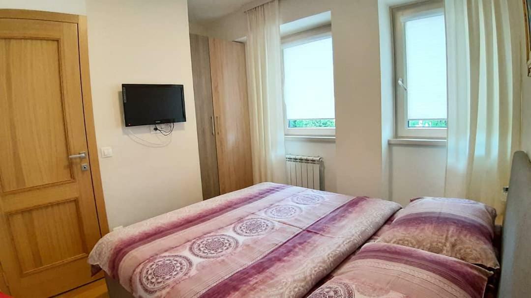 Lux Apartment Lazarevic ซลาตีบอร์ ภายนอก รูปภาพ